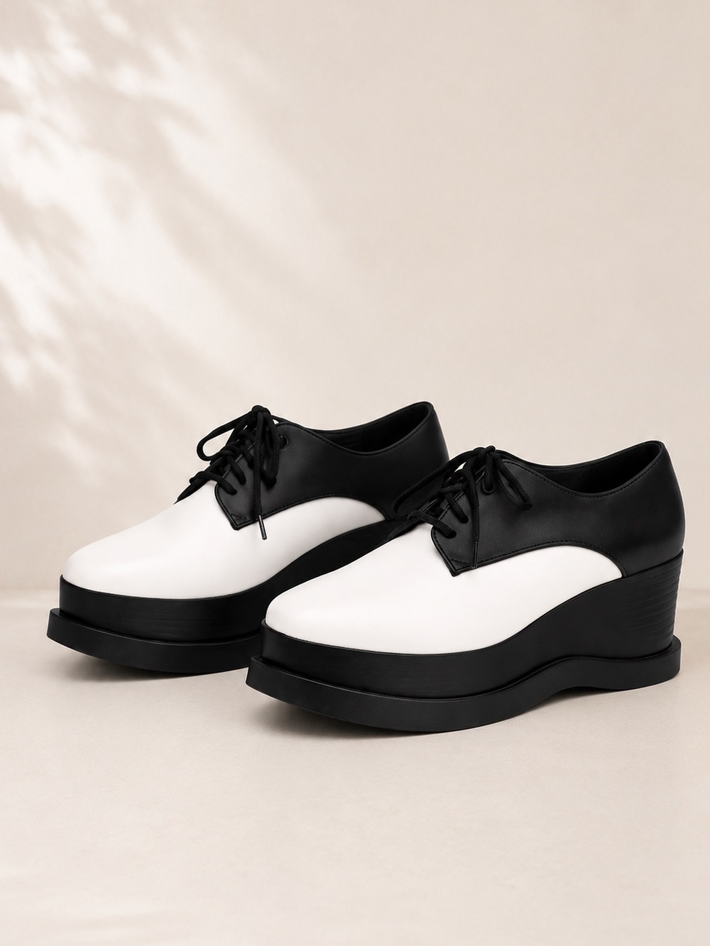 Charles and Keith Chunky platform shoes size 5.5 6